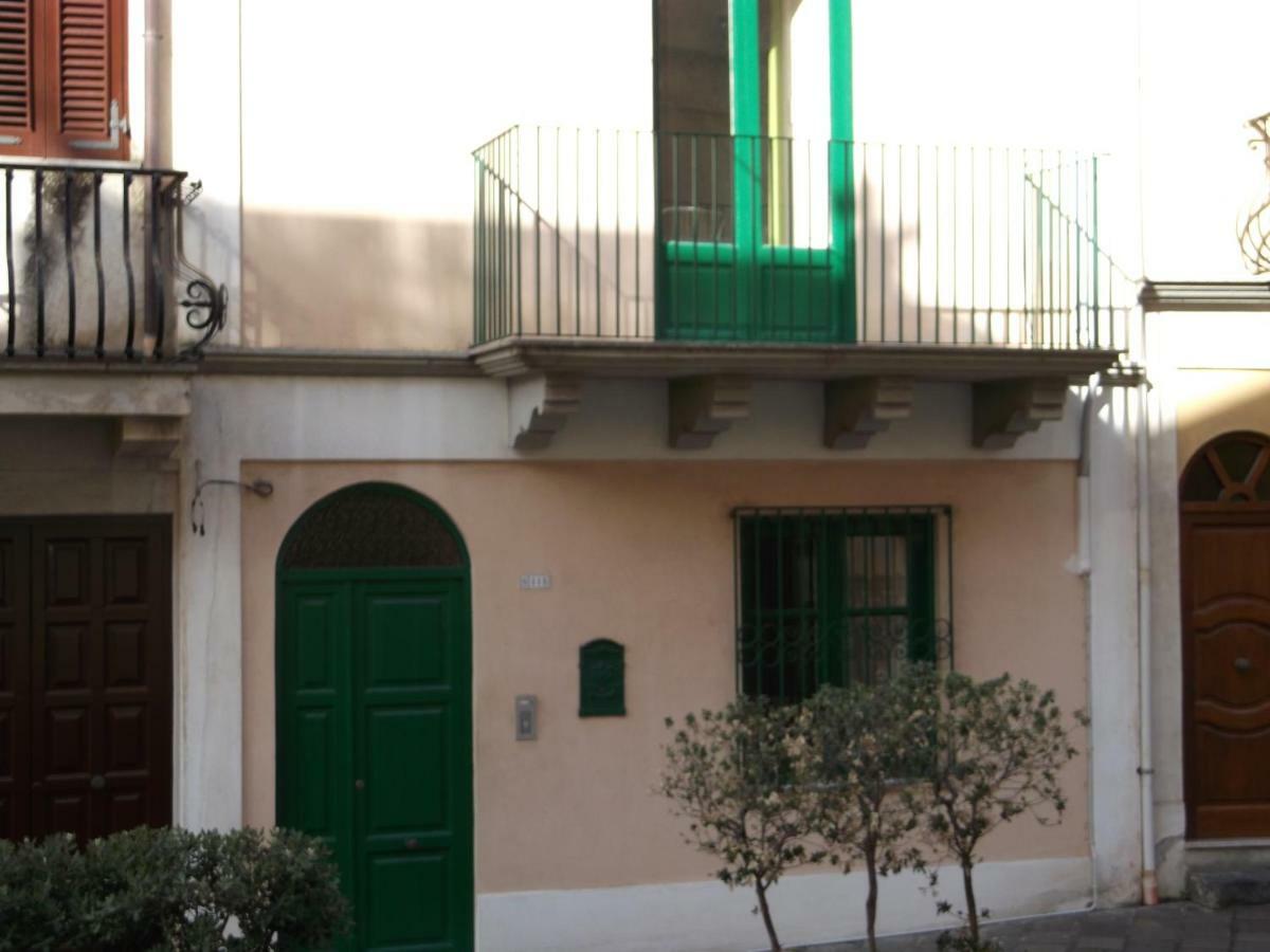 Vila Centrostoricolipari Exteriér fotografie